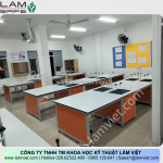 Bàn thí nghiệm hóa sinh