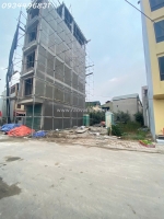 Đất vỉa hè rộng 12m ô tô tránh đỗ ngày đêm - kinh doanh mặt chợ - view công