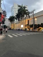 Mặt tiền 4t ut tịch, sát sân bay(3.7*24m), dòng tiền sẵn, vỉa hè rộng rãi,