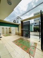 Ngộp bank cần bán nhà đường xe hơi p phú hữu tp thủ đức