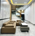 Nguyễn văn cừ,long biên dt 52m2 nhà mới đẹp gần ô tô giá nhỉnh 8 tỷ