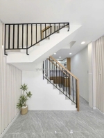 Nhà mới 3 tầng hẻm thẳng thông nhiều hướng dương bá trạc p2q8