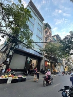 Quan tâm- nhanh còn kịp- bán luôn nhà tam trinh 34m × 5 tầng, ô tô đỗ cổng -