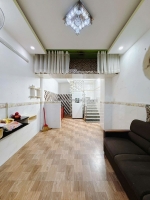 Sát mặt tiền hoàng diệu q4 

diện tích sử dụng 68 m2
giá 4 tỷ bank cho vay