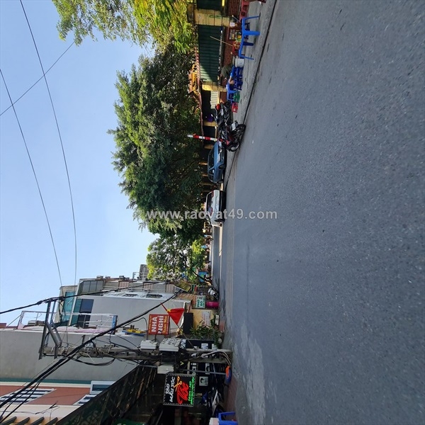 ~/Img/2025/10/-an-cu-lac-nghiep-tai-tt-trau-quy-lo-dat-35m-kim-cuong-moc-gioi-tuyet-02.jpg