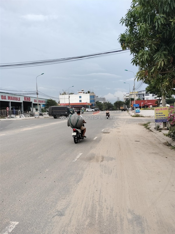 ~/Img/2025/10/-ban-lo-dat-dep-mat-tien-mai-chi-tho-vi-tri-kim-cuong-chi-765-ty-02.jpg