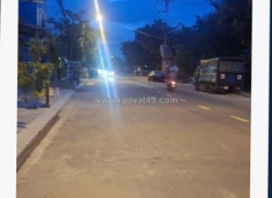 - nhà 2 tầng mặt tiền đường phan tứ, trục đường phố tây đi bộ, vài bước chân ra