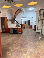 31.10.25 cho thuê nhà nguyên căn ở trần duy hưng, 80m2 x 5 tầng, có sân cổng