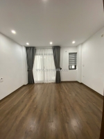 412.21.10 ngọc thuỵ 30 5 5 6.2 tỷ