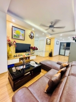 Bán căn hộ 66m² view hồ – tầng trung đẹp nhất tòa hh linh đàm