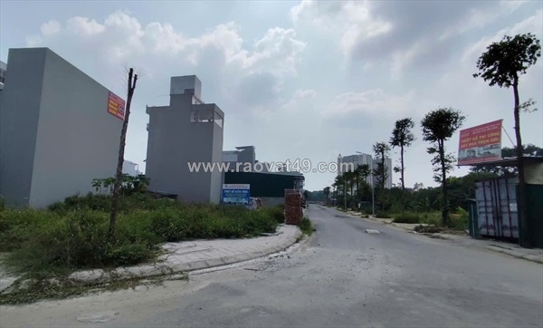 ~/Img/2025/10/ban-lo-dat-hoa-hau-dich-vu-van-canh-khu-252-ha-lo-goc-2-mat-tien-kinh-doanh-02.jpg