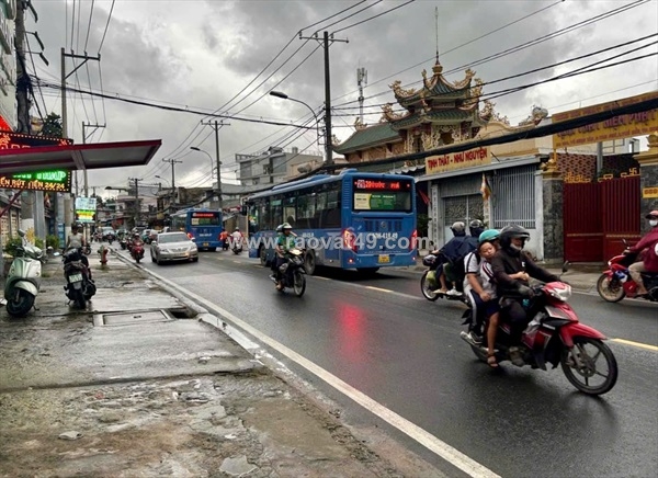 ~/Img/2025/10/ban-nha-1-tret-1-lau-duong-to-ngoc-van-thu-duc-nha-1-doi-chu-30-nam-02.jpg