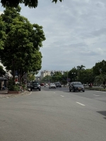 Bán nhà bồ đề, long biên,dân xây 60m, mt4m, 4pn, gần ô tô, bv tâm anh, trường