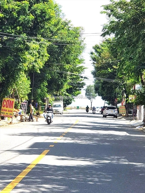 ~/Img/2025/10/ban-nha-c4-mt-duong-ho-tung-mau-truc-duong-kinh-doanh-duong-105m-02.jpg