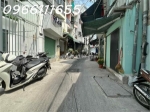 Bán nhà cách mạng tháng 8  - p10 - khu vip hiếm q3 - dt 43m2- hẻm 5.2m ô tô