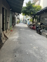 Bán nhà chính chủ- vị trí đẹp, giá tốt, sổ hồng riêng quận bình tân