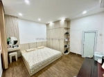Bán nhà gia quất, long biên, dân xây-ngõ thông-ô chờ thang máy-oto đỗ cửa-45m