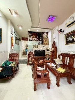 Bán nhà hẻm ô tô 60m2 phạm thế hiển 2 tầng  nhà còn mới đẹp vô ở luôn nhỉnh 5 tỷ