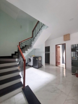 Bán nhà hxh 5m cách mạng tháng tám - quận 3, 91m2, 4,3x15m, nở 8m, 4 tầng 13,8