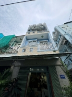 Bán nhà hxh , lô gốc , 3 lầu , 4pn , phường 15 quận 8
chỉ 4,9 tỷ