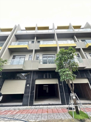 Bán nhà phố mặt tiền đường thống nhất – trung tâm tp dĩ an, bình dương