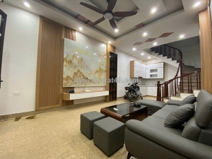 Bán nhà phố văn cao - trung tâm ba đình - nhà mới đẹp ở ngay - 32m2 chưa đến 8