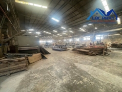 Bán xưởng gần 2500m2 tp biên hòa, đồng nai giá 30 tỷ
