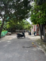 Cần bán nền biệt thự vườn kdc đường b, dự án bình dân. dt 235m2 full thổ cư