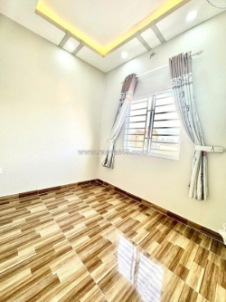 Cần pass gấp phòng trọ ở huỳnh tấn phát -  quận 7 - tphcm