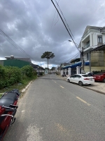 Cần tiền bán lô đất rộng mặt tiền đường vạn kiếp - p7 - đà lạt 1300m2