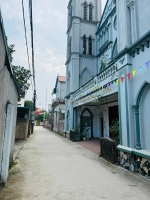 Cc cần bán lô đát 55m hiệp thận cách đường 32 chỉ 50m .
ô tô vào đất .dân cư