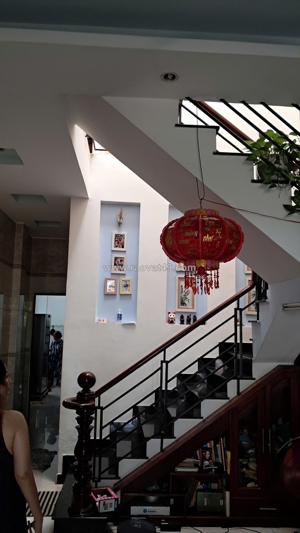 ~/Img/2025/10/chi-50-trieum-ban-lo-dat-lon-tang-3-can-nha-cap-4-ngay-cho-hiep-binh--02.jpg