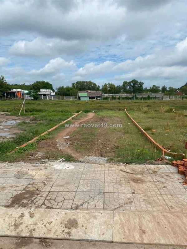 ~/Img/2025/10/chinh-chu-ban-gap-dat-tho-cu-tan-phu-trung-cu-chi-so-rieng-gia-tot-02.jpg