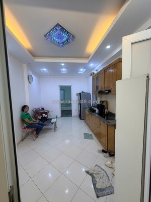 Cho thuê căn hộ ccmn ngõ 100 khâm thiên  70m2 x 2 ngủ 2 wc  ở gia đình 9 triệu