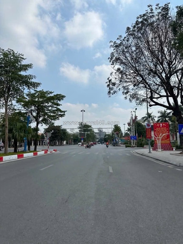 ~/Img/2025/10/cho-thue-nha-4-tang-kinh-doanh-o-to-tranh-van-dien-thanh-tri-01.jpg