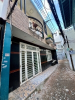 Cho thuê nhà nguyên căn đường nguyễn gia trí 8.8x 7.45 trệt lầu 4pn 2wc tiện