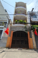 Chủ gấp bán giảm 500tr! hẻm xe tải - 66.9m2 (4.4x15m nở hậu 4.5m) - 4 tầng btct