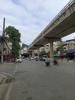 Cực hiếm hồ tùng mậu, ô tô, lô góc, vài bước ra ga tàu điện – 6t, 43m2, 13.5 tỷ