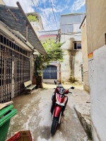 Đối diện aeon – cách mặt tiền 1 căn – 61m – sẵn dòng tiền - giá mềm chỉ 5.x