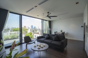 Dòng tiền 2 tỷ/năm, bán tòa apartment khu liễu giai, ô tô, 135m 9 tầng