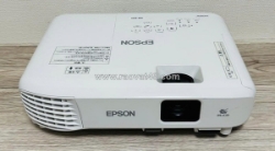Epson eb-e01 – máy chiếu sáng rõ, bền lâu, dễ dùng!