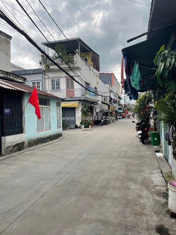 ~/Img/2025/10/gia-qua-tot-nha-106x13-goc-2-mat-tien-trung-tam-q12-chi-619-ty-02.jpg