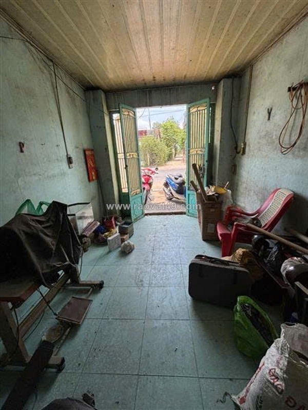 ~/Img/2025/10/giam-100tr-nha-mat-tien-shr-115m2-vuong-duong-cong-khi-hoc-mon-ss-02.jpg