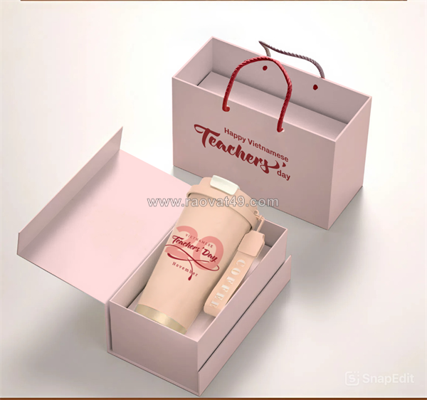 ~/Img/2025/10/giftset-coc-giu-nhiet-500ml-qua-tang-2011-y-nghia-cho-thay-co-giao-01.png