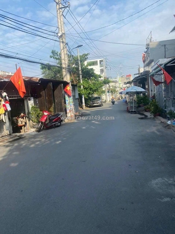 ~/Img/2025/10/ha-gia-soc-ban-nha-xuong-10x23-mat-tien-nhua-8m-tan-thoi-hiep-21-q12-02.jpg