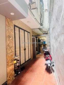 Hàng hiếm còn sót lại-nhà đẹp ở ngay-đầy đủ công năng – giá hợp lý_5 tầng –