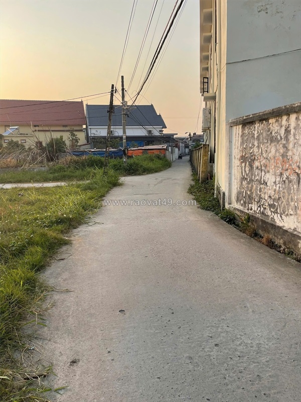 ~/Img/2025/10/lo-goc-trung-tam-bang-la-gia-chi-11x-ty-lo-dep-hiem-zalo-0567-222-555-01.jpg