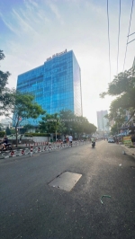 Mặt tiền căn góc lê quốc hưng hoàng diệu q4
có 4 tỏi