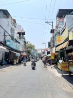 Mặt tiền đặng chất lửng+3lầu+st p.chánh hưng (p2q8)