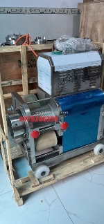 Máy tách xương cá, máy ép thịt cá làm chả cá, máy lọc gân cá da cá, máy ép cá làm chả cá cr300